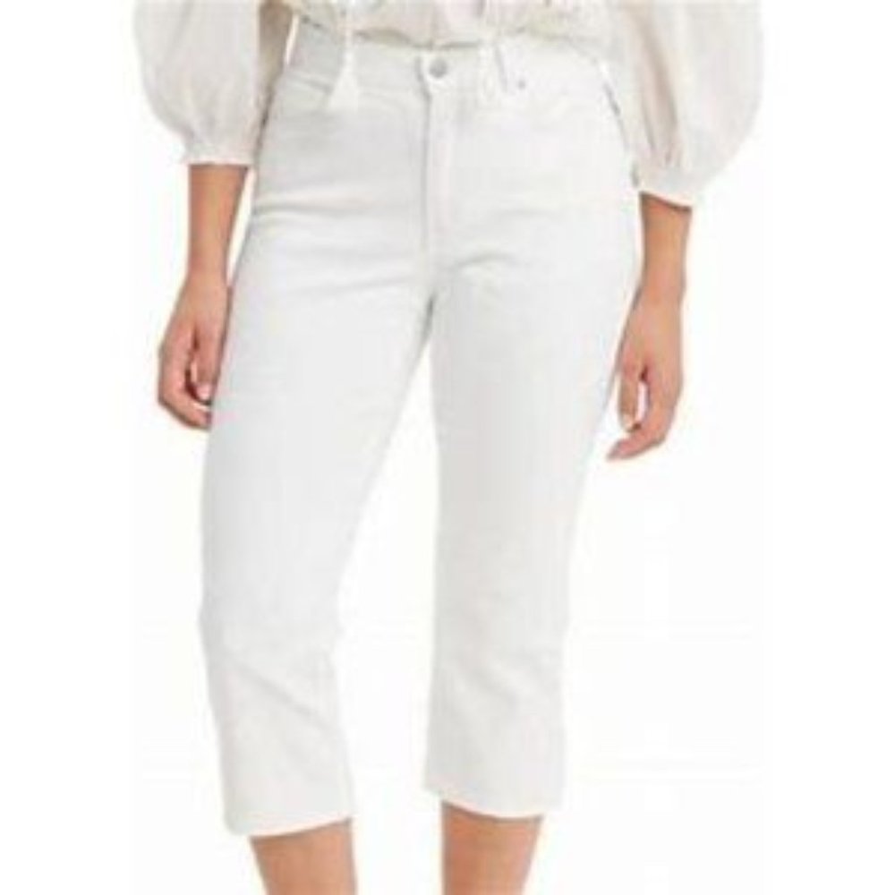 Levi's Stretch Capri NWT